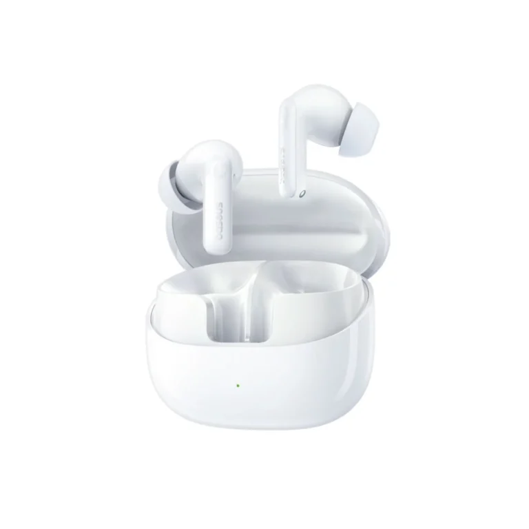 Audífonos inalámbricos Baseus Bass BP1 Pro — Blanco ¡Dale protagonismo a tu música con los audífonos Bluetooth Baseus Bass BP1 Pro en color blanco! Su cancelación activa de ruido híbrida y adaptativa de hasta 50 dB ayuda a reducir las distracciones para que disfrutes de tus canciones, podcasts y momentos de concentración. Con una autonomía total de hasta 55 horas junto con el estuche de carga, tendrás entretenimiento para acompañar tu rutina. Sus seis micrófonos con inteligencia artificial ayudan a mantener tu voz clara durante las llamadas, mientras que su protección IP55 contra polvo, sudor y salpicaduras los hace prácticos para tus actividades diarias. ¡Sonido de alta resolución, libertad inalámbrica y un diseño blanco que combina con tu estilo!